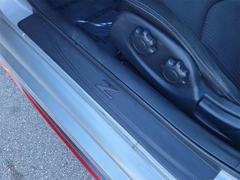 Used 2016 Nissan 370Z w/ Sport Package image 13
