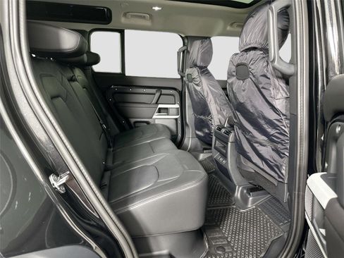 Certified 2024 Land Rover Defender 110 S AWD/4WD image 19