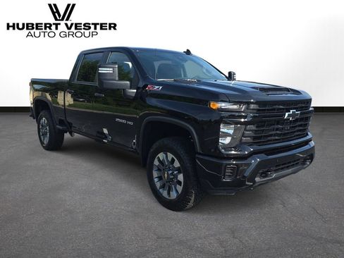 New 2026 Chevrolet Silverado 2500 Custom w/ Custom Value Package AWD/4WD image 4