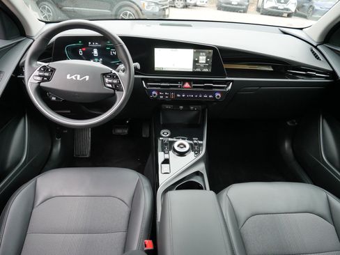 Certified 2023 Kia Niro EX w/ EX Cold Weather Package image 10