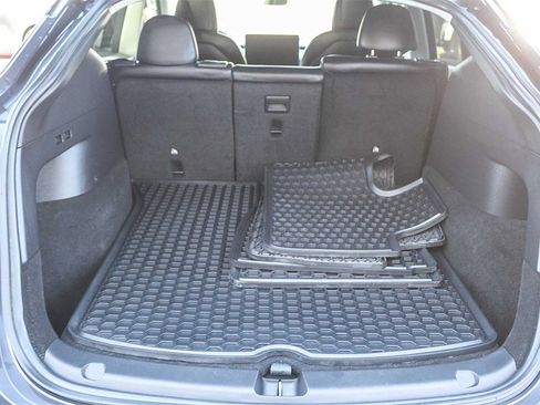 Used 2022 Tesla Model Y Long Range image 26