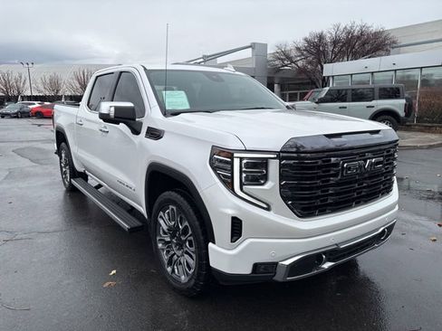 Used 2023 GMC Sierra 1500 Denali Ultimate image 4