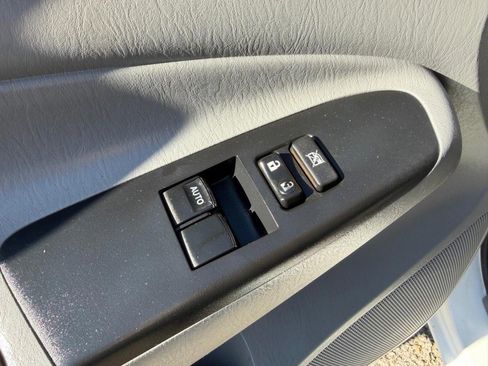 Used 2013 Toyota Tacoma 2WD Access Cab image 31