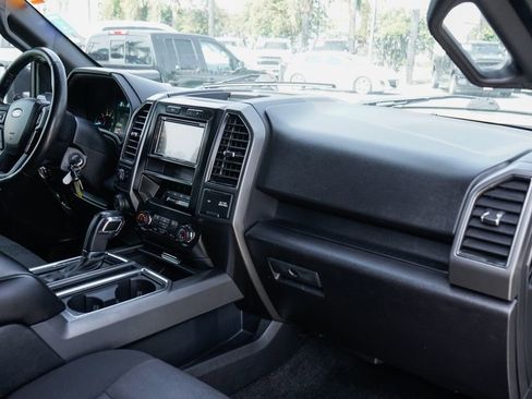 Used 2018 Ford F150 XLT w/ Equipment Group 301A Mid RWD image 31