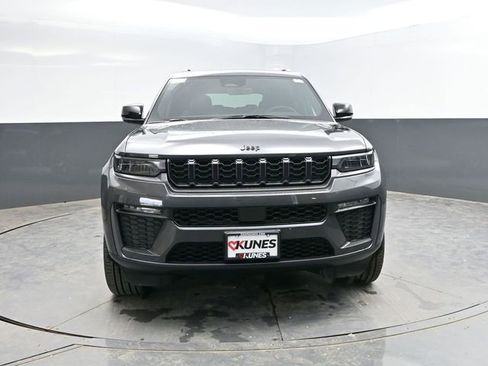 New 2026 Jeep Grand Cherokee L Limited AWD/4WD image 2