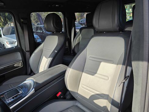 Used 2025 Mercedes-Benz G 580 w/ EQ Technology image 21