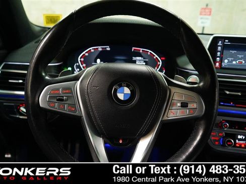 Used 2020 BMW 750i xDrive image 45