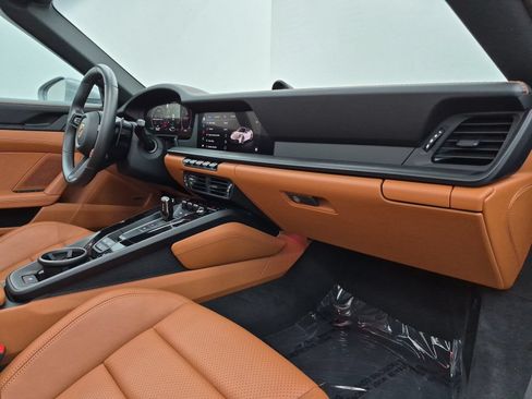 Used 2025 Porsche 911 Carrera GTS RWD image 24