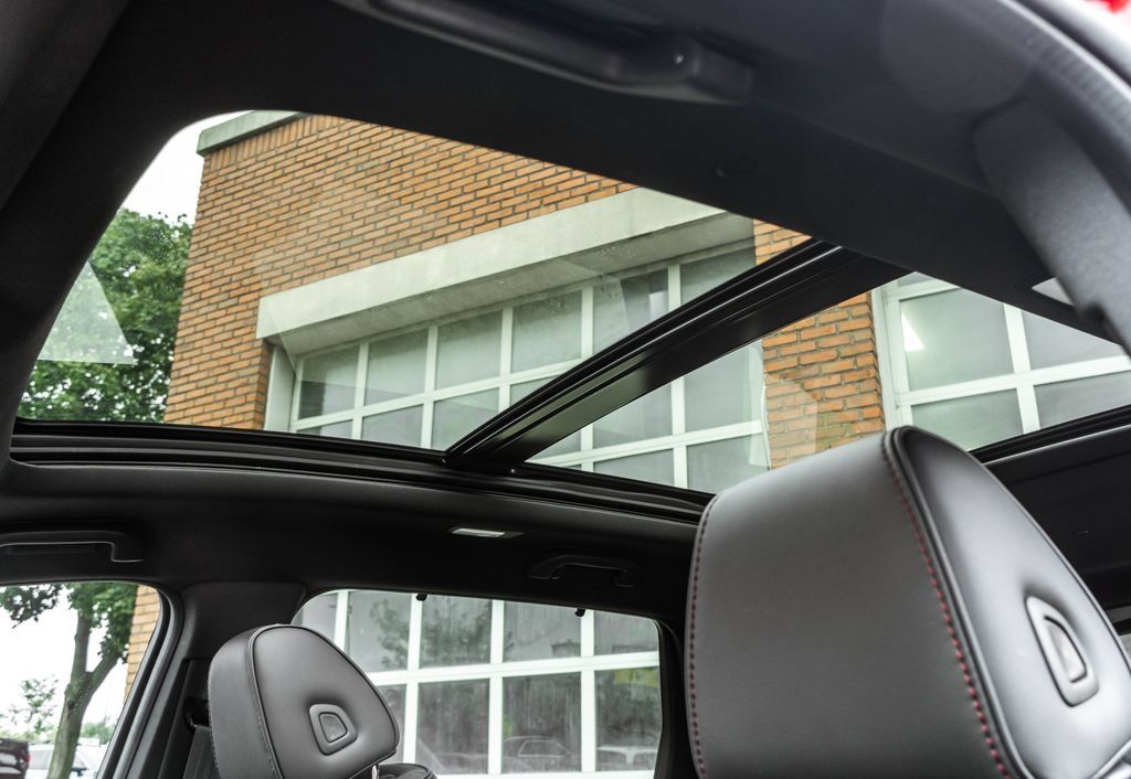 Used 2023 Acura MDX A-Spec AWD/4WD image 11