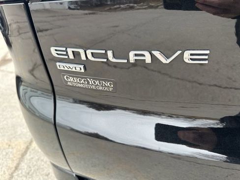 Used 2025 Buick Enclave Sport Touring image 15