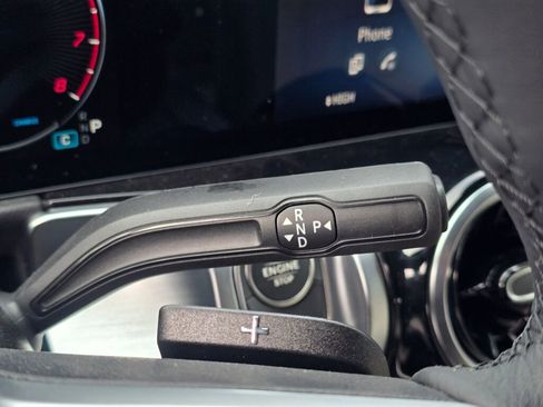 New 2026 Mercedes-Benz GLB 250 4MATIC image 16