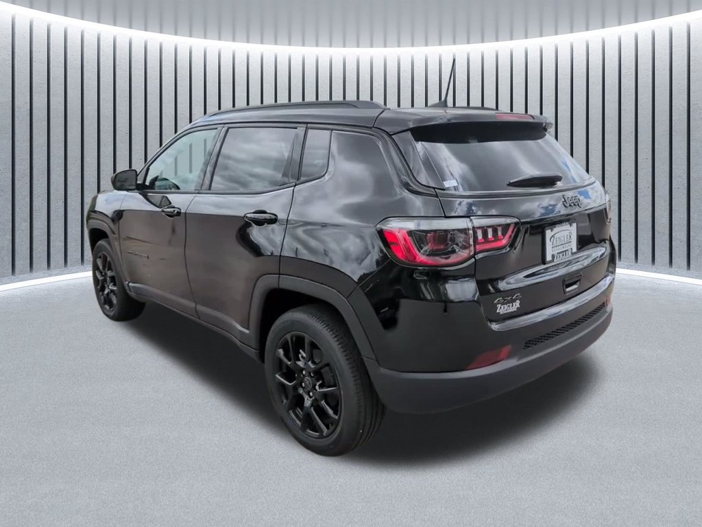New 2026 Jeep Compass Latitude AWD/4WD image 12