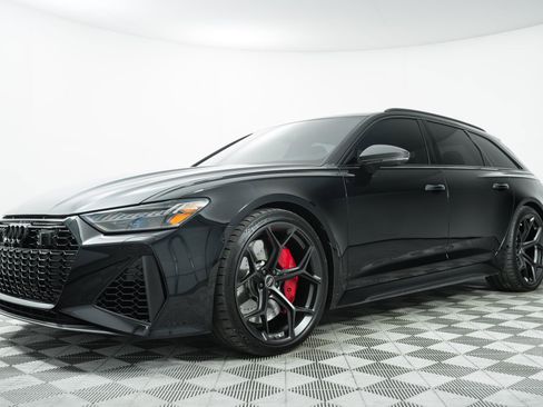 Used 2024 Audi RS 6 performance w/ Matte Carbon Package image 3