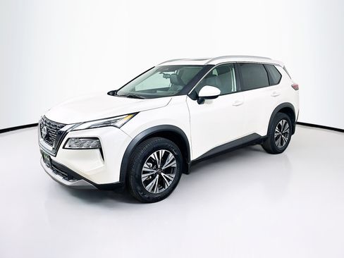 Used 2023 Nissan Rogue SV w/ SV Premium B Package FWD image 3