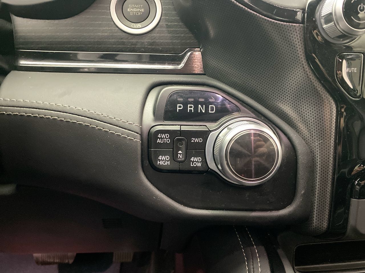 Used 2022 RAM 1500 Limited AWD/4WD image 20