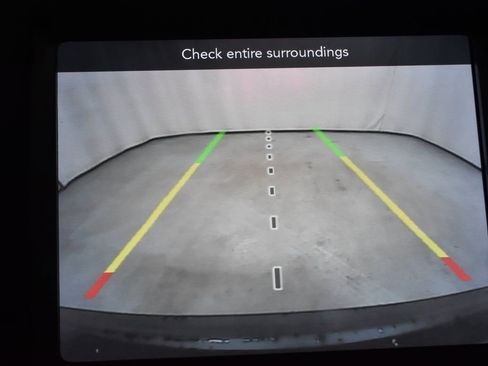 Used 2021 Jeep Cherokee Latitude Lux 80th Anniv w/ Quick Order Package 26U 80TH image 22