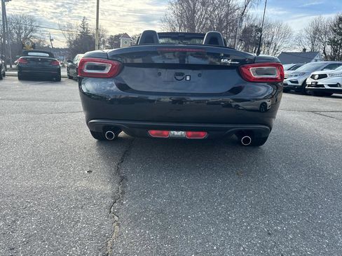 Used 2017 FIAT 124 Spider Classica image 21