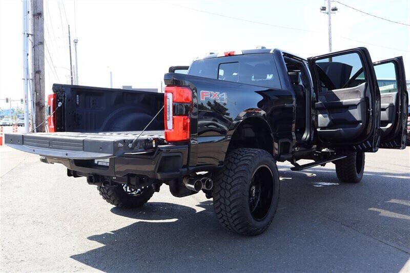 Used 2024 Ford F350 Platinum AWD/4WD image 39
