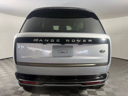 Certified 2023 Land Rover Range Rover SE image 7
