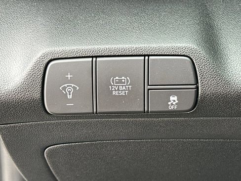 New 2026 Hyundai Elantra Hybrid FWD image 22