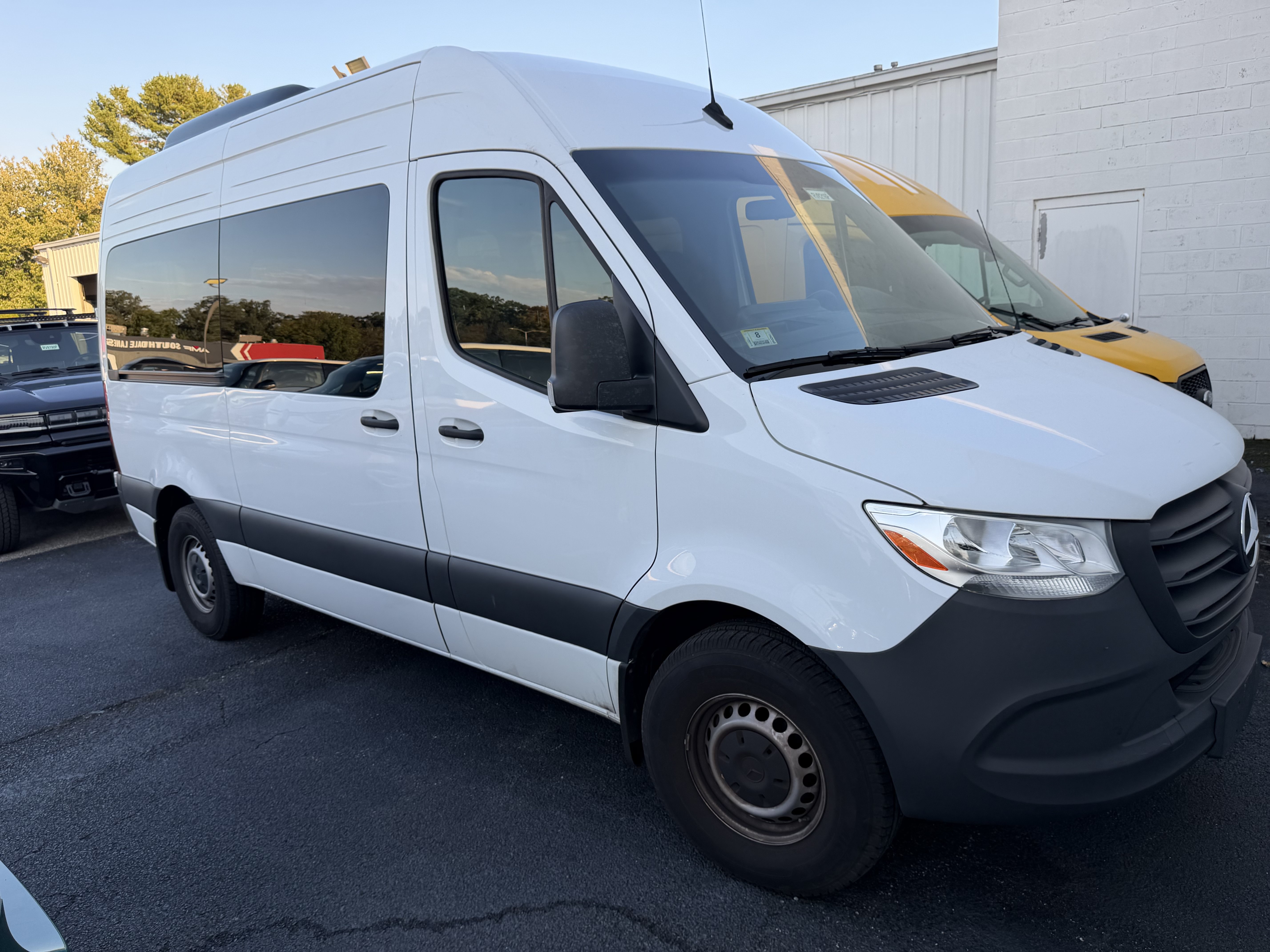 Used 2024 Mercedes-Benz Sprinter 2500 image 6