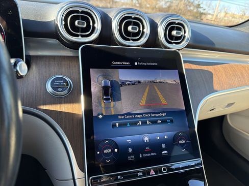 Used 2022 Mercedes-Benz C 300 4MATIC Sedan w/ Exclusive Trim Package image 20