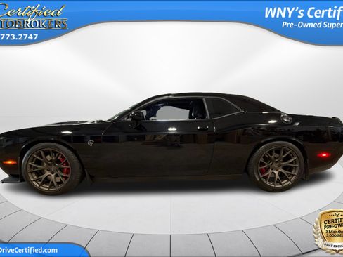 Used 2016 Dodge Challenger SRT Hellcat RWD image 9