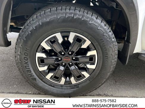 Used 2023 Nissan Frontier PRO-4X w/ Pro Convenience Package image 7