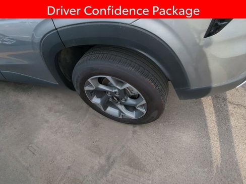 Used 2025 Chevrolet Trax LT w/ Driver Confidence Package FWD image 5