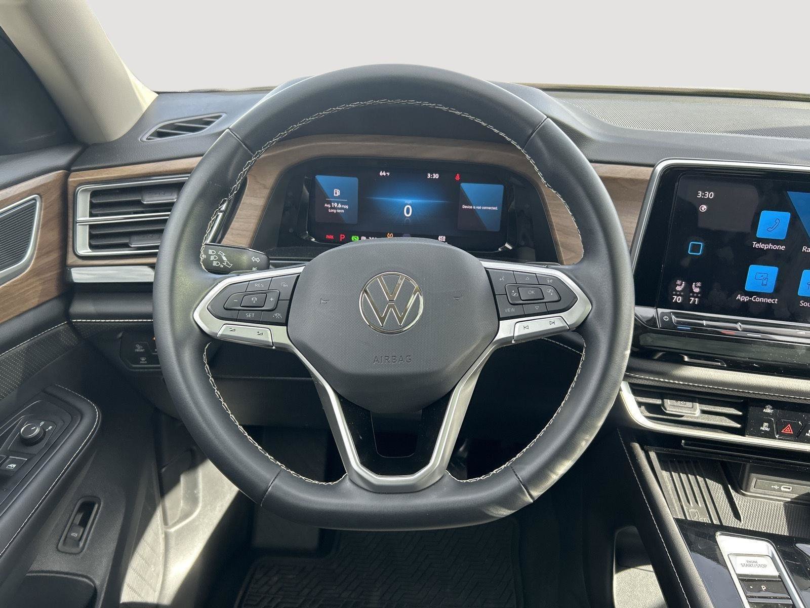 Used 2026 Volkswagen Atlas SE w/ Panoramic Sunroof Package AWD/4WD image 15