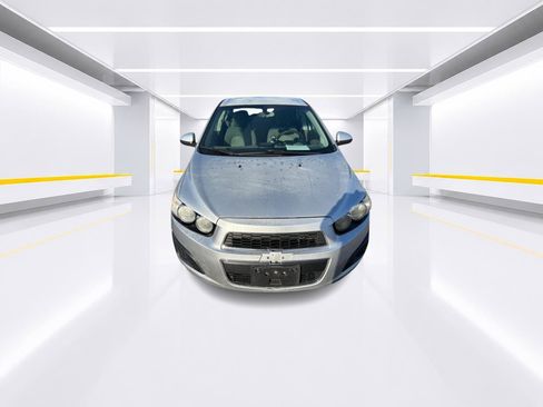 Used 2015 Chevrolet Sonic LS FWD image 1