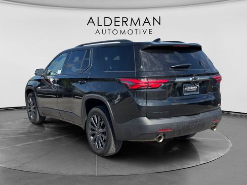 Used 2023 Chevrolet Traverse RS AWD/4WD image 3