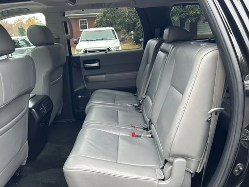 Used 2014 Toyota Sequoia Limited image 11