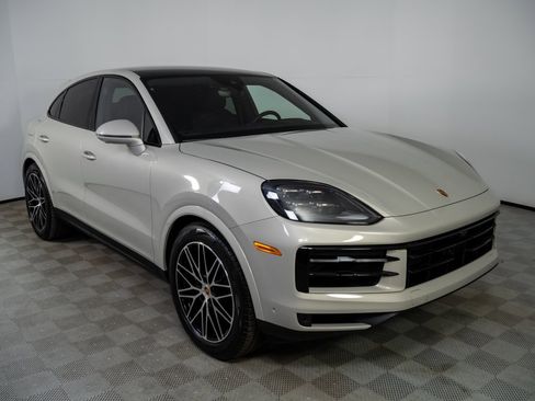 New 2026 Porsche Cayenne Coupe image 27