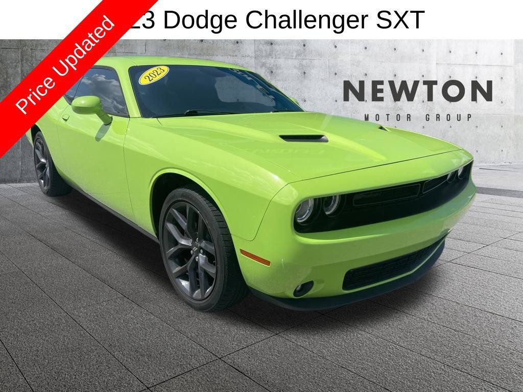 Used 2023 Dodge Challenger SXT w/ Blacktop Package RWD image 1