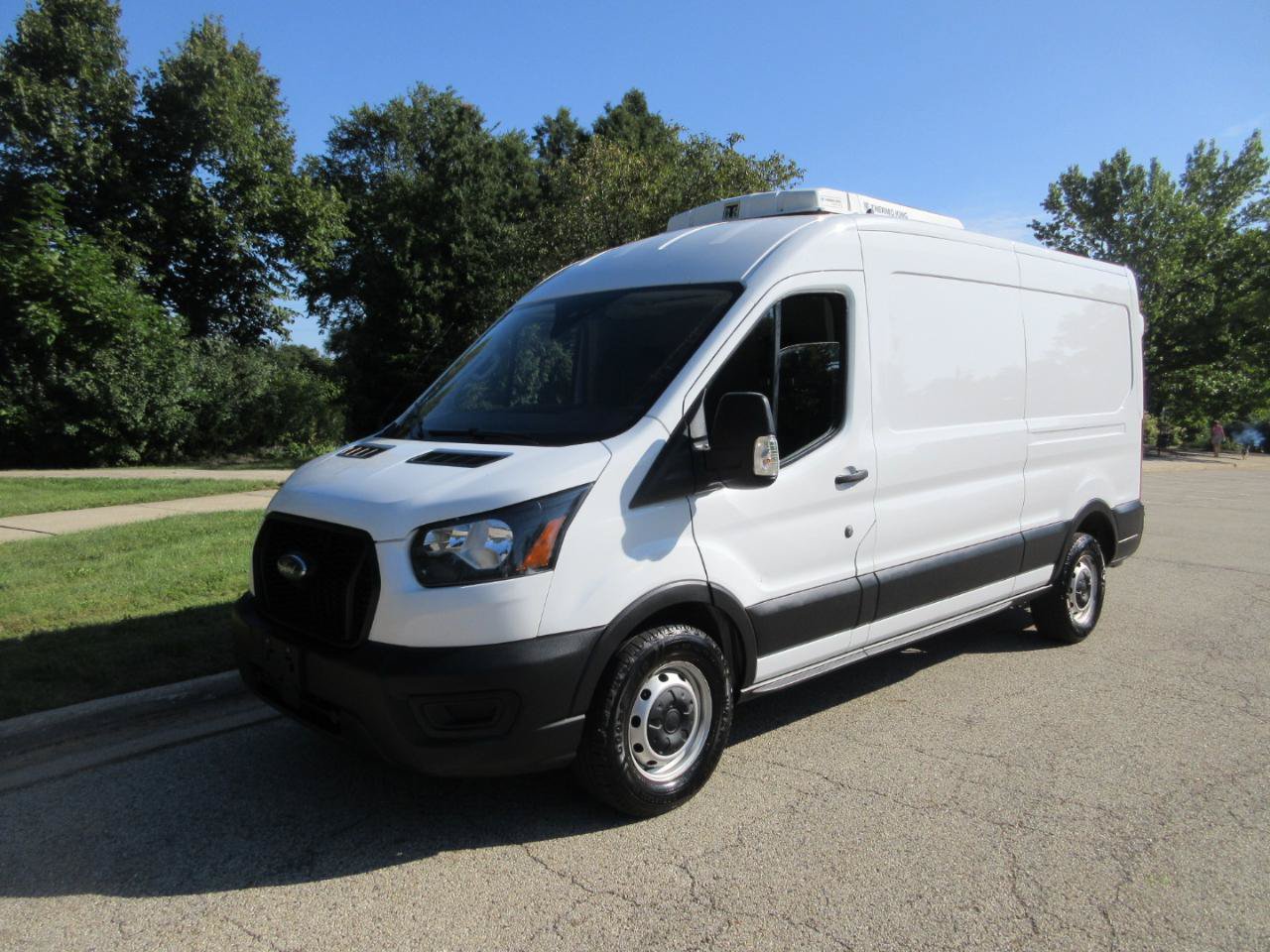 Used 2021 Ford Transit 250 Medium Roof w/ Load Area Protection Package RWD image 3