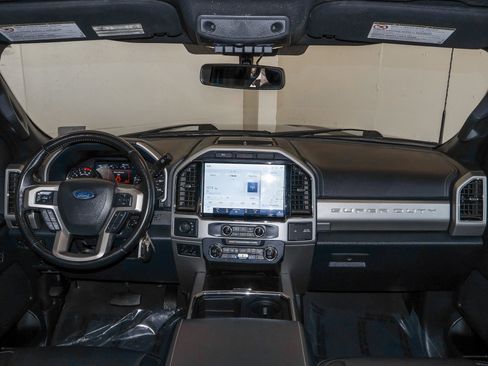 Used 2022 Ford F350 Lariat w/ Lariat Value Package AWD/4WD image 24
