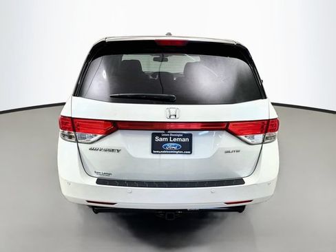 Used 2016 Honda Odyssey Touring Elite image 6