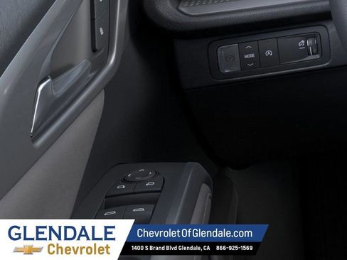 New 2026 Chevrolet Traverse LT FWD image 22