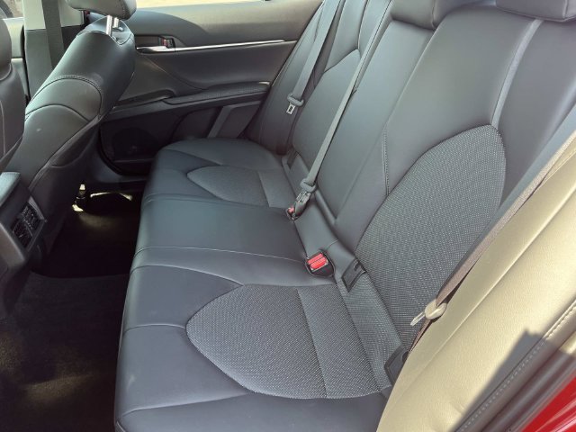 Used 2024 Toyota Camry XLE w/ Cold Weather Package FWD image 16
