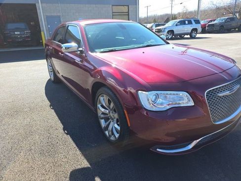 Used 2021 Chrysler 300 Touring w/ Chrome Appearance Package image 14
