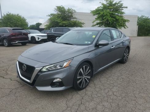 Used 2020 Nissan Altima 2.5 Platinum AWD/4WD image 1