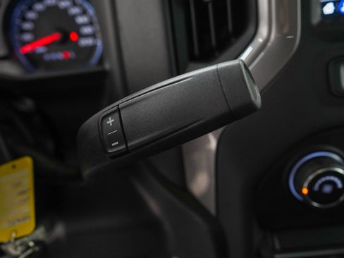 Used 2020 Chevrolet Silverado 1500 Custom w/ Custom Value Package image 25