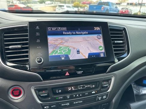 Used 2023 Honda Ridgeline RTL-E image 11