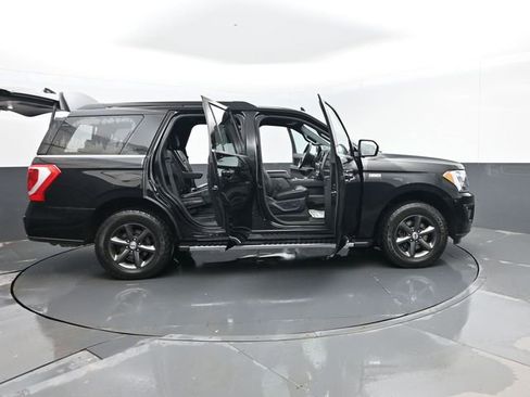 Used 2021 Ford Expedition XLT image 33
