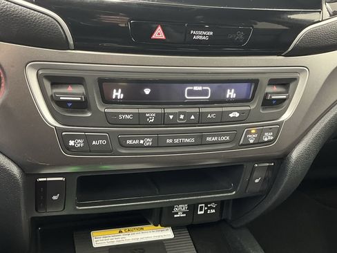 Used 2022 Honda Pilot Special Edition image 21