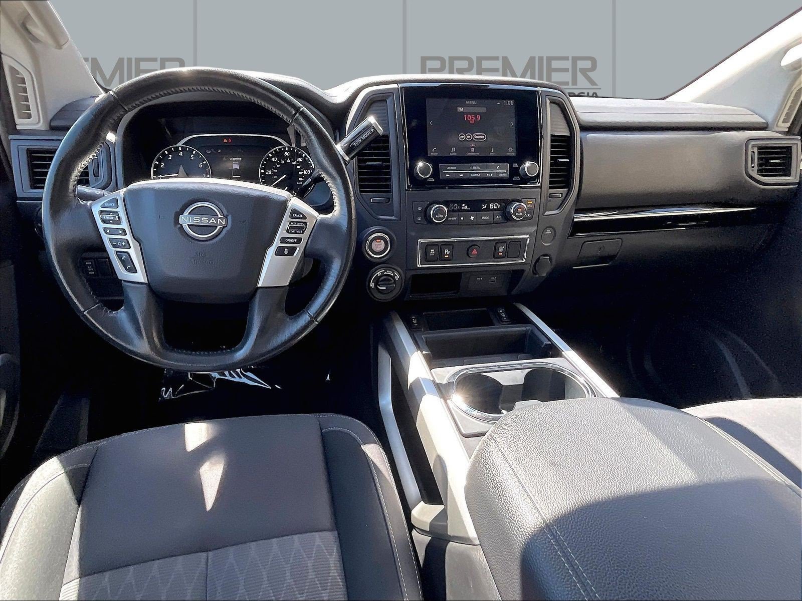 Certified 2024 Nissan Titan SV w/ SV Convenience Package AWD/4WD image 10
