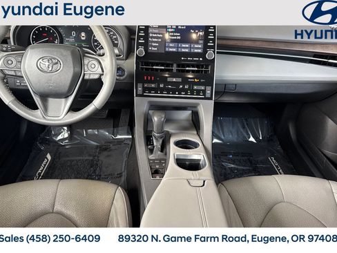 Used 2021 Toyota Avalon Limited w/ Advanced Safety Package image 18