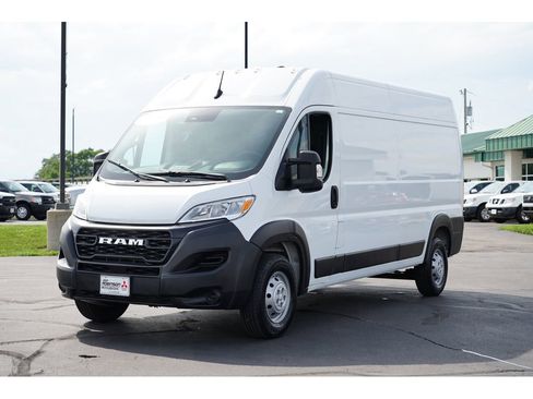 Used 2023 RAM ProMaster 2500 image 7