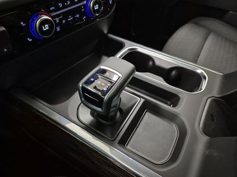 New 2026 GMC Sierra 1500 Elevation image 16